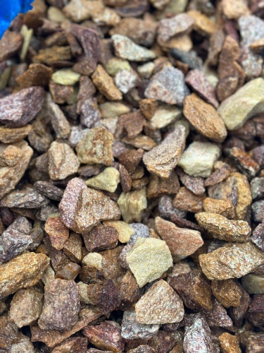 Златолит персиковый декоративная каменная крошка купить в Сочи