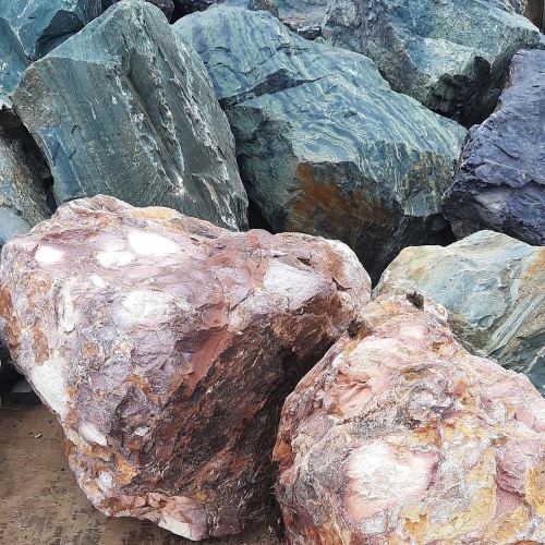 Ландшафтные глыбы красно-фиолетовые 200-1000 килограмм купить в Сочи