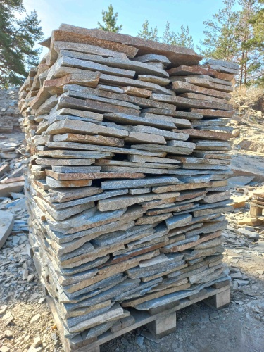 Плитняк златолит серебристый для цоколя, отмостки купить в Сочи