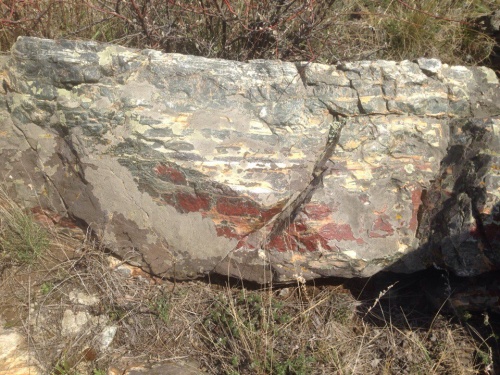 Гигантские зелёные валуны для ландшафтного дизайна весом более 5 тонн купить в Сочи