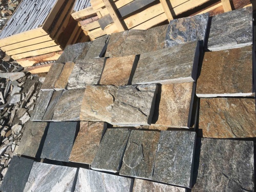 Плитка пилёная златолит Уральский для цоколя, отмостки купить в Сочи