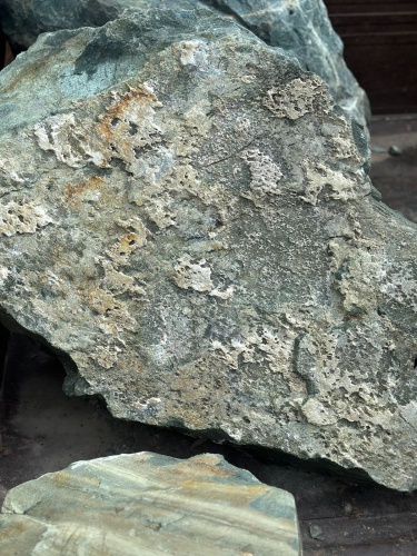 Ландшафтные глыбы зелёные 200-500 килограмм купить в Сочи