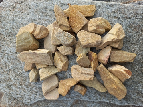 Златолит жёлтый декоративная каменная крошка купить в Сочи