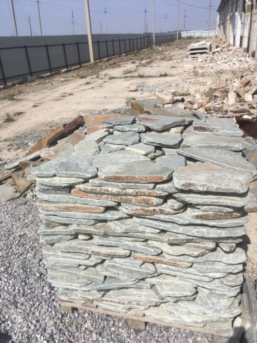 Златолит серебристый галтованный для парковки купить в Сочи