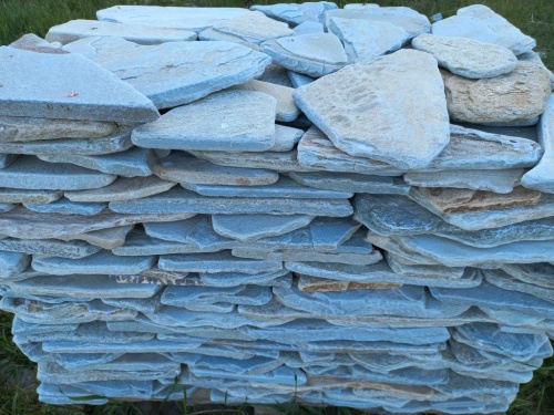 Плитняк златолит зелёный галтованный для цоколя купить в Сочи